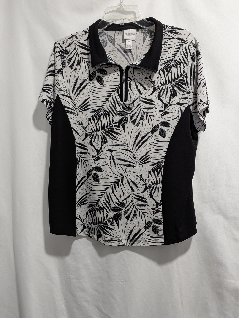 Chico's Black & White Leaf-Print Short-Zip Polo